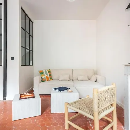 Apartment T2 Typique Et Decore Avec Gout - Quartier Vauban Marseille